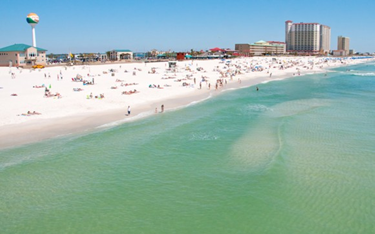 12-year-old girl contracts flesh-eating bacteria while visiting Florida beach