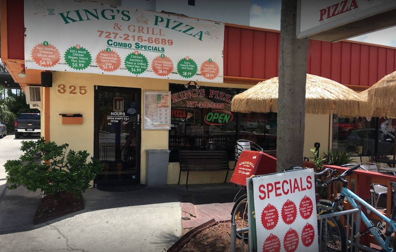 King’s Pizza and Grill
325 Coronado Dr., Clearwater Beach, 727-216-6689
This corner restaurant next to Clearwater Bay has a cozy beachside atmosphere where it dishes thin crust New York-style pies, calzone and pastas. Just a block away from the water, grab your food to-go and enjoy a meal with spectacular views. 
Photo via King’s Pizza and Grill/Website