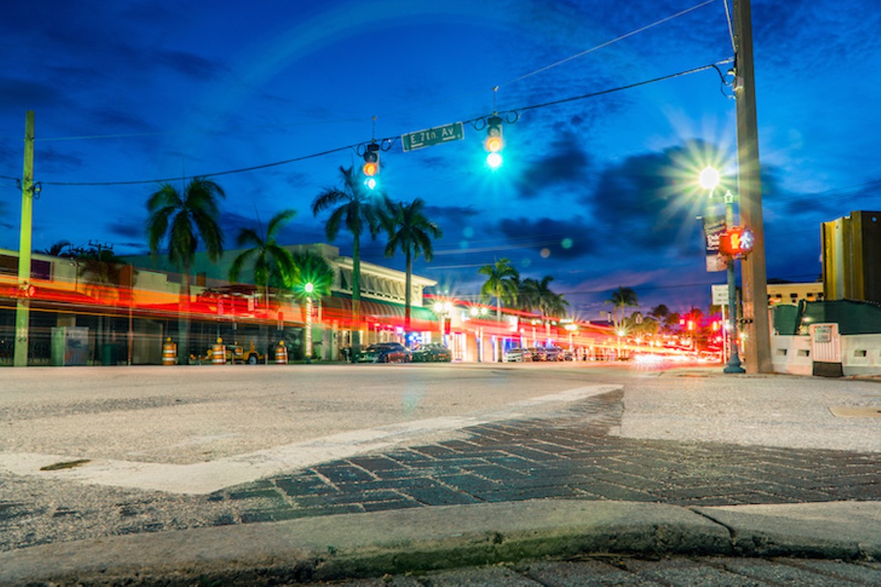 Delray Beach
District to explore: Atlantic Avenue
Atlantic Avenue is a happening place in Delray beach on a Friday night. An affluent area, Atlantic Avenue is host to a number of upscale restaurants and boutiques.
Photo via Adobe Images