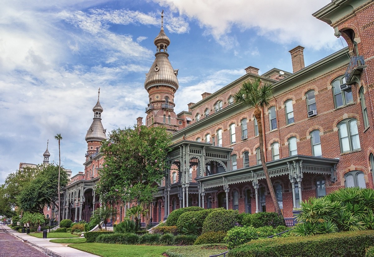 59th Annual Chiselers Market University of Tampa Plant Hall Market