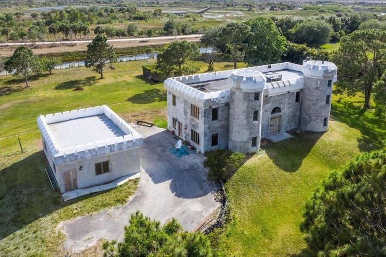 A Florida man spent over 30 years building a medieval castle, now it's for sale [PHOTOS]