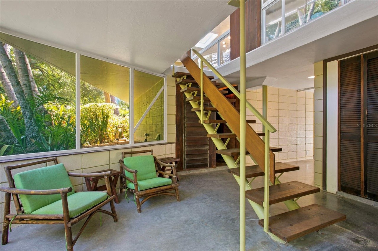 A rare midcentury 'Bird Cage' house is on the market in St. Pete