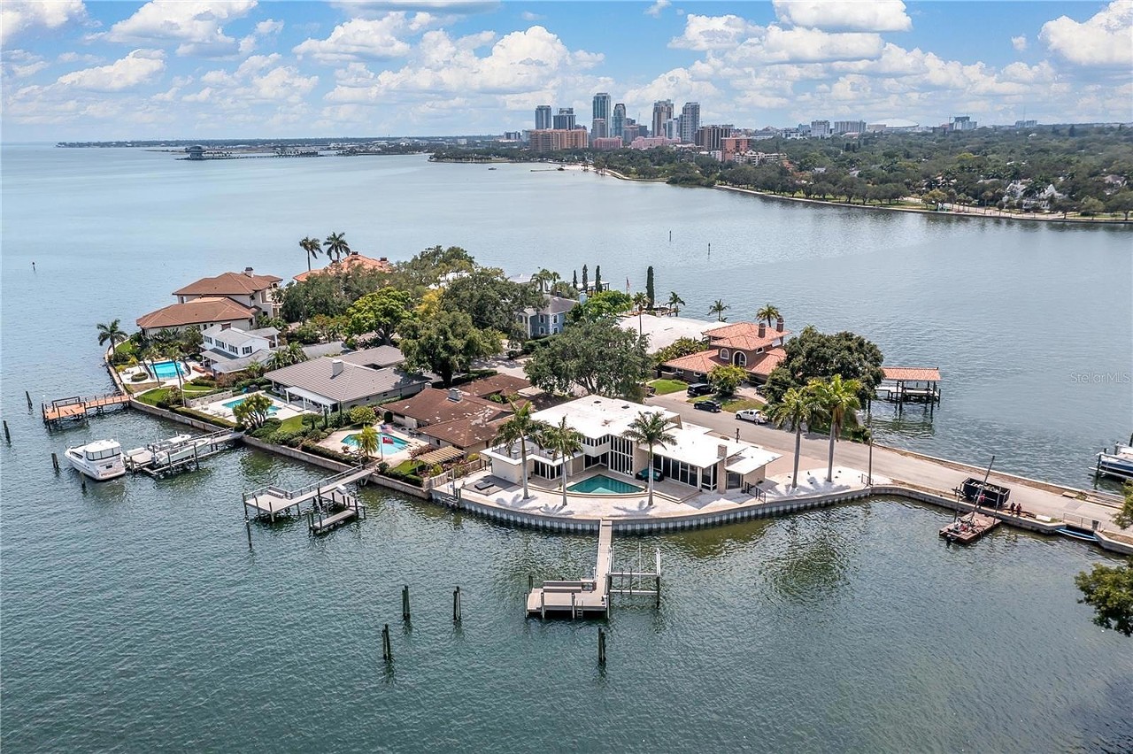 A St. Pete mid-century gem with ties to Frank Lloyd Wright is back on market with a $850K price cut