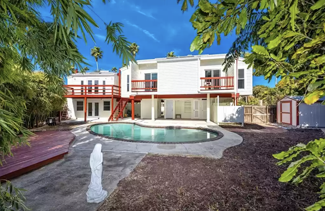 A twin dodecagon-style home in St. Pete's Don Cesar neighborhood is now for sale