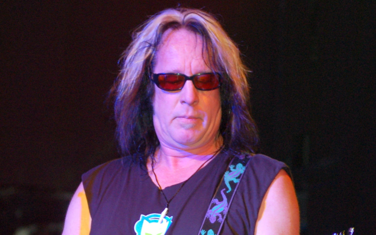 A photo of Todd Rundgren playing Revolution Live in Fort Lauderdale, Florida on March 25, 2009.