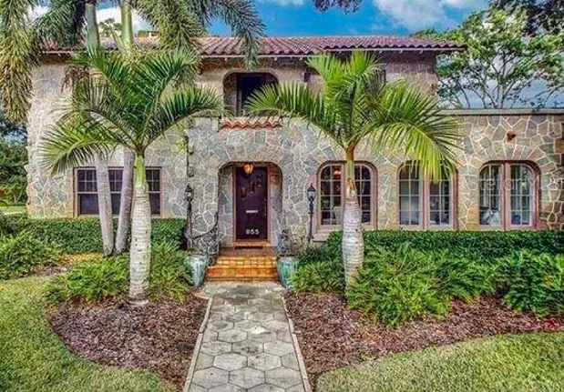 An original Allendale home is now for sale in St. Petersburg