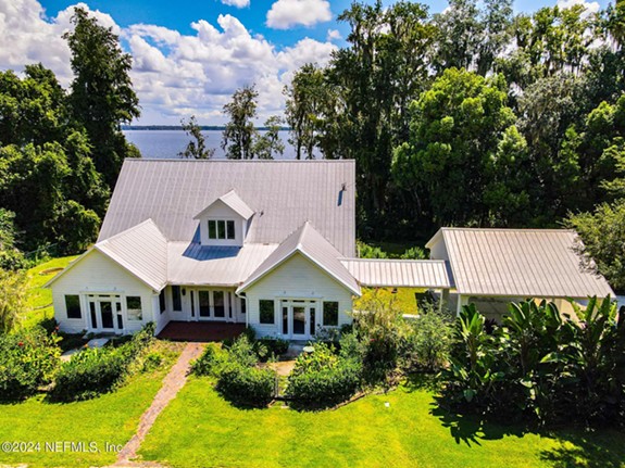 Ann Wilson, lead singer of legendary rock band Heart, is selling her riverfront Florida home