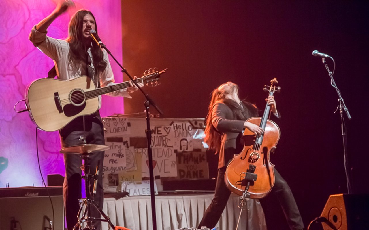Avett Brothers give Tampa their all