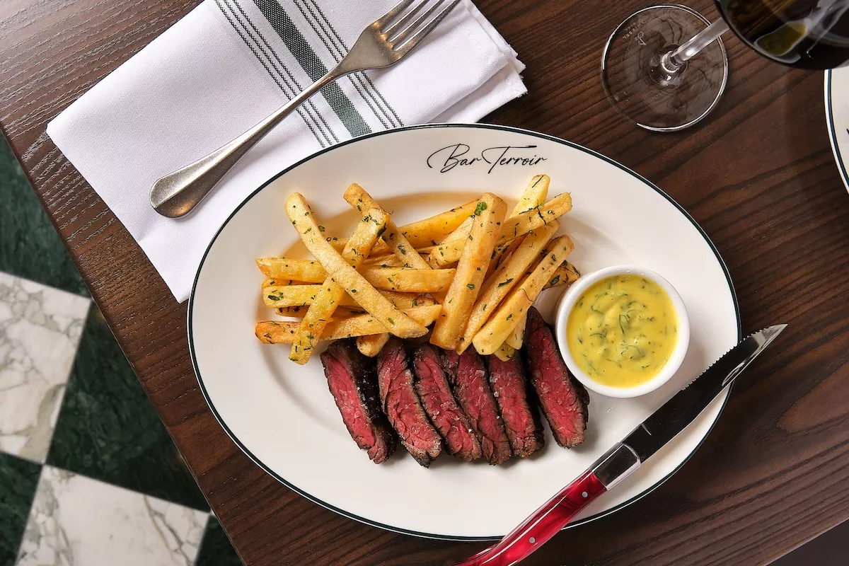 steak_frites_copyrightmelissasantell.webp