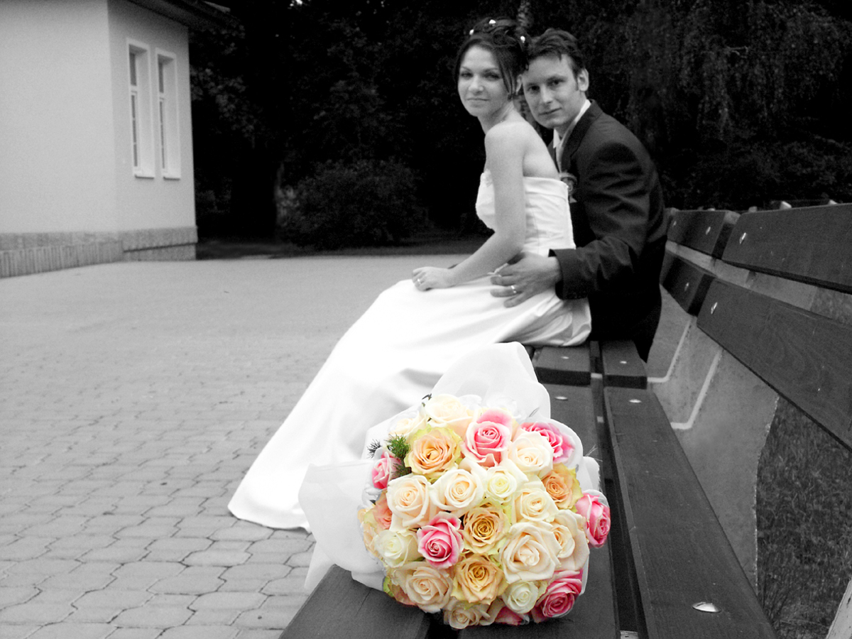 Image: BEST BRIDAL BOUTIQUE