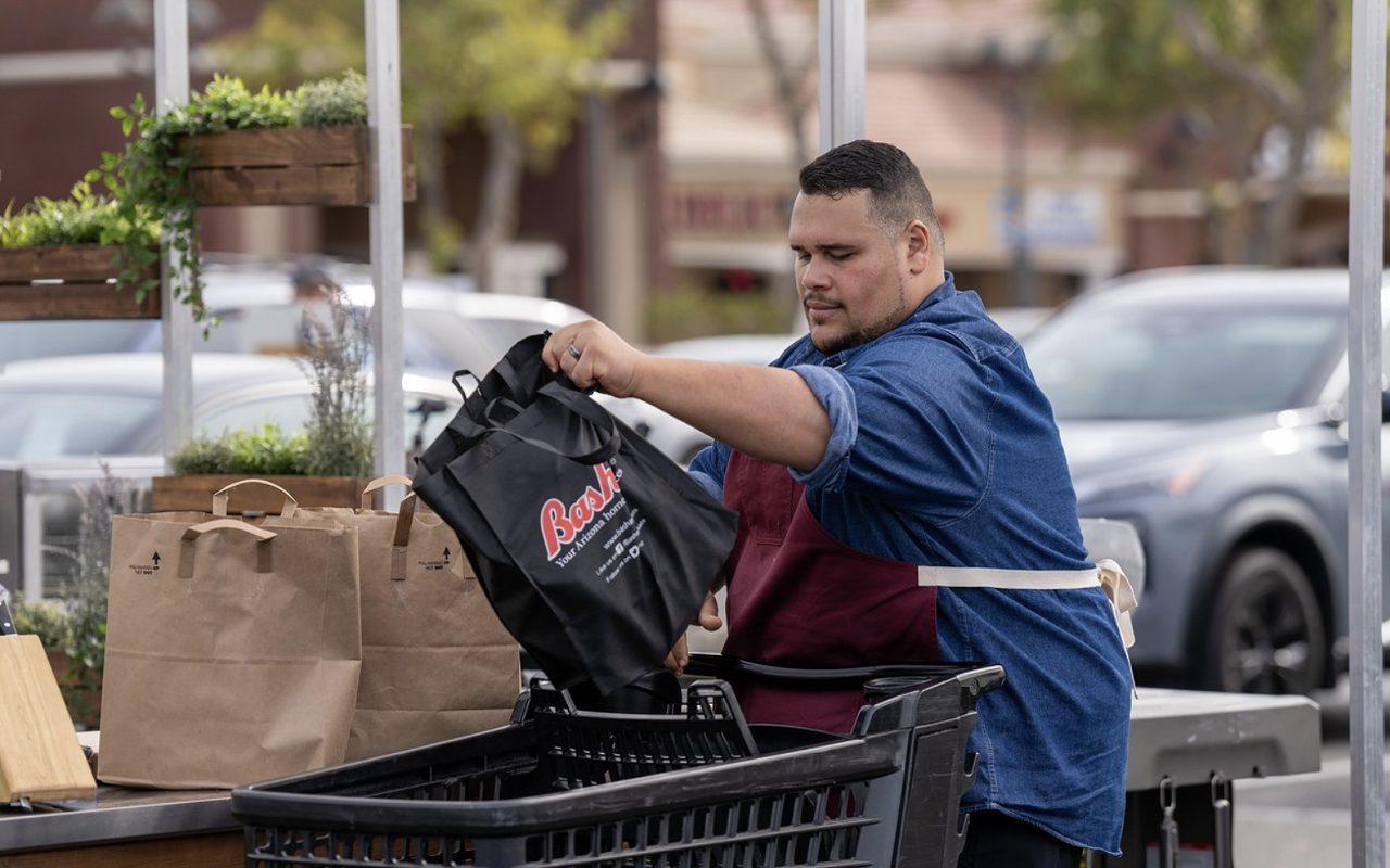 Sal Y Mar's Executive Chef Johnathan Rodriguez is set to be a contestant on the latest episode of 'Supermarket Stakeout.