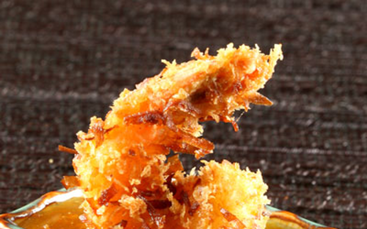 Coconut Shrimp with Spicy Pineapple-Apricot Dipping Sauce