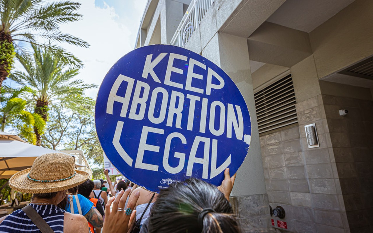 Committee aiming to put abortion rights on Florida's 2024 ballot collects over 400,000 signatures