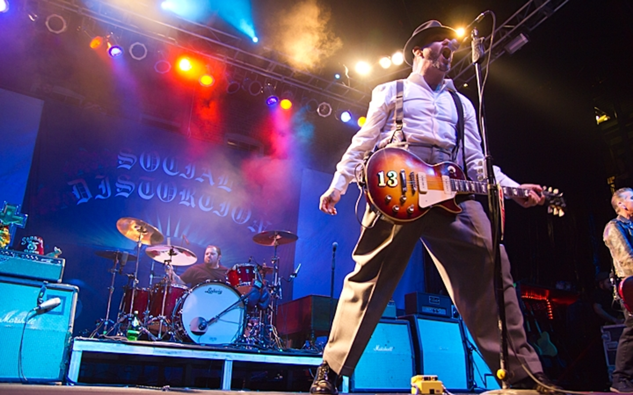 Concert Review: Social Distortion, Lucero and Frank Turner at Jannus Live (with photos)