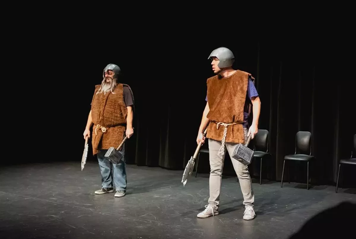 countdown-improv-festival-photo--dan-deming-henes.webp