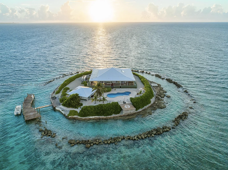 Your Guide to Beer Can Island: The Party Hotspot Now Up for Sale