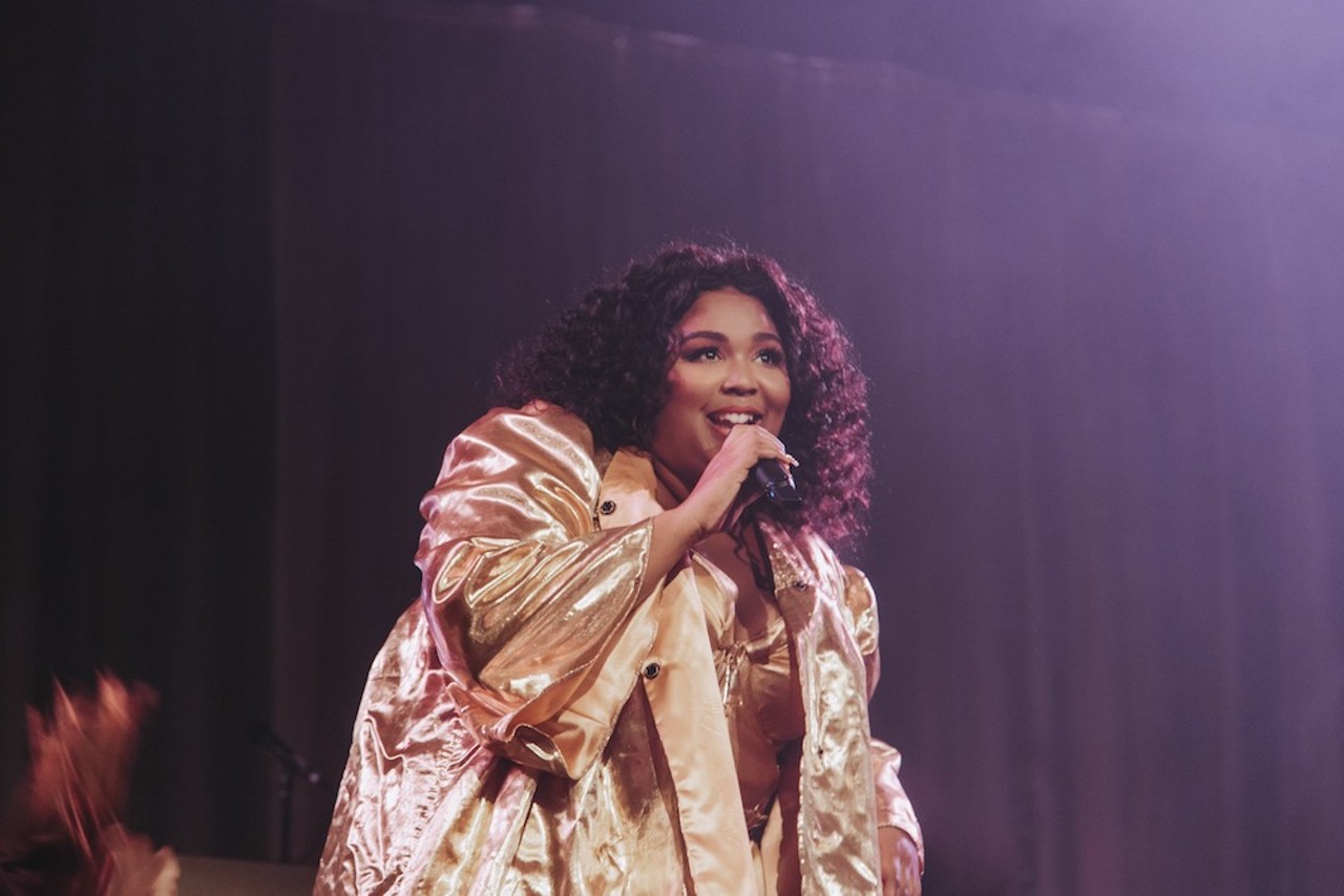Fabulous photos of Lizzo making her Tampa debut at a sold-out Yuengling Center