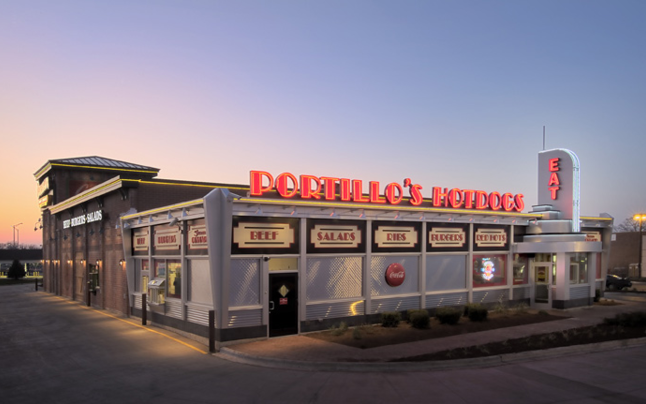 Every Portillo’s, including this one in Bolingbrook, Illinois, has its own theme.