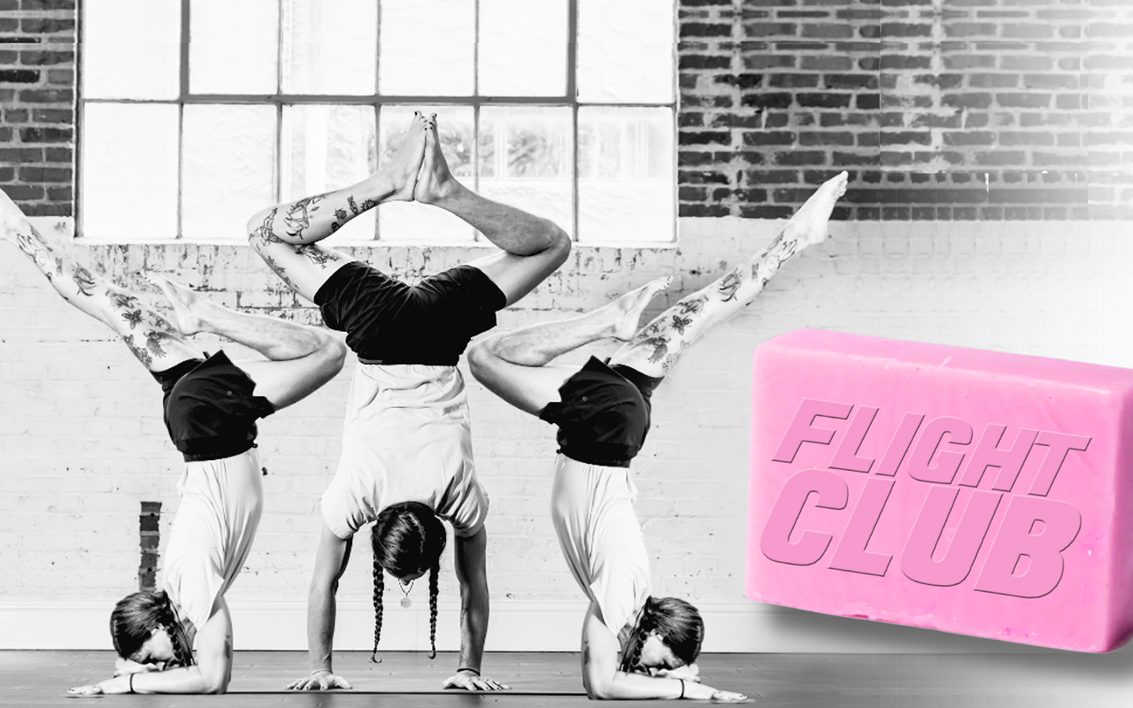 Image: Flight Club: Straddle and Press