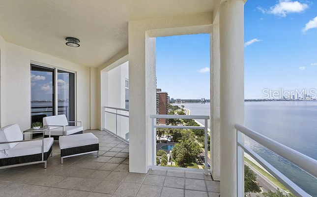 Former Lightning GM Steve Yzerman is selling his Tampa condo for $1.7 million
