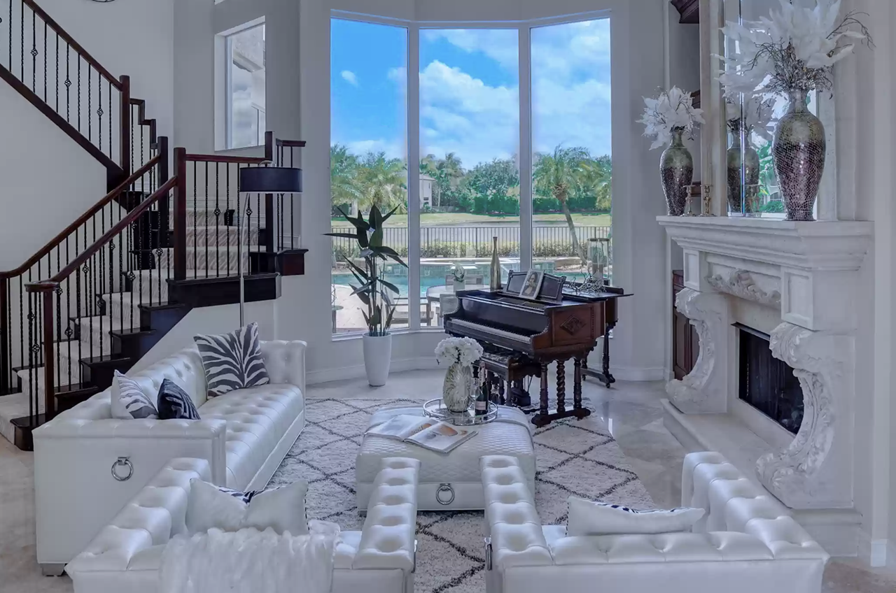 Former Styx frontman Dennis DeYoung is selling his Florida mansion