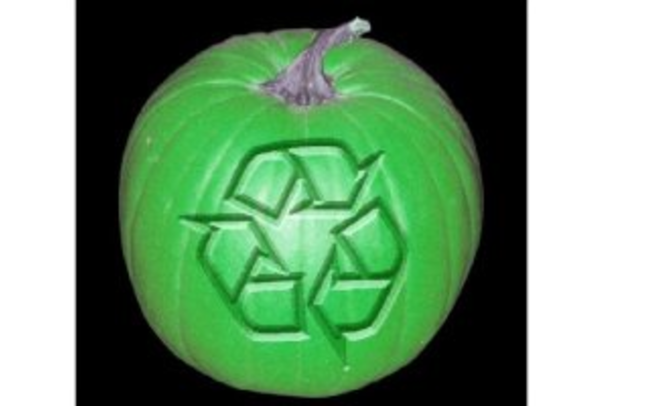 Green Community Calendar weekend events: Green Halloween event, free permaculture design course, markets and more