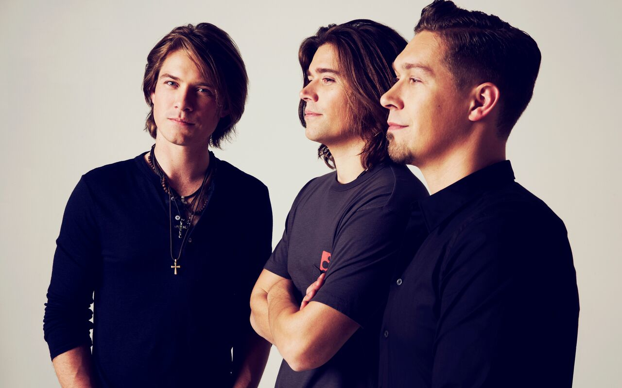 MMM-symph-pop: Pulling strings with Hanson, which plays Mahaffey Theater in St. Petersburg, Florida on October 26, 2018.