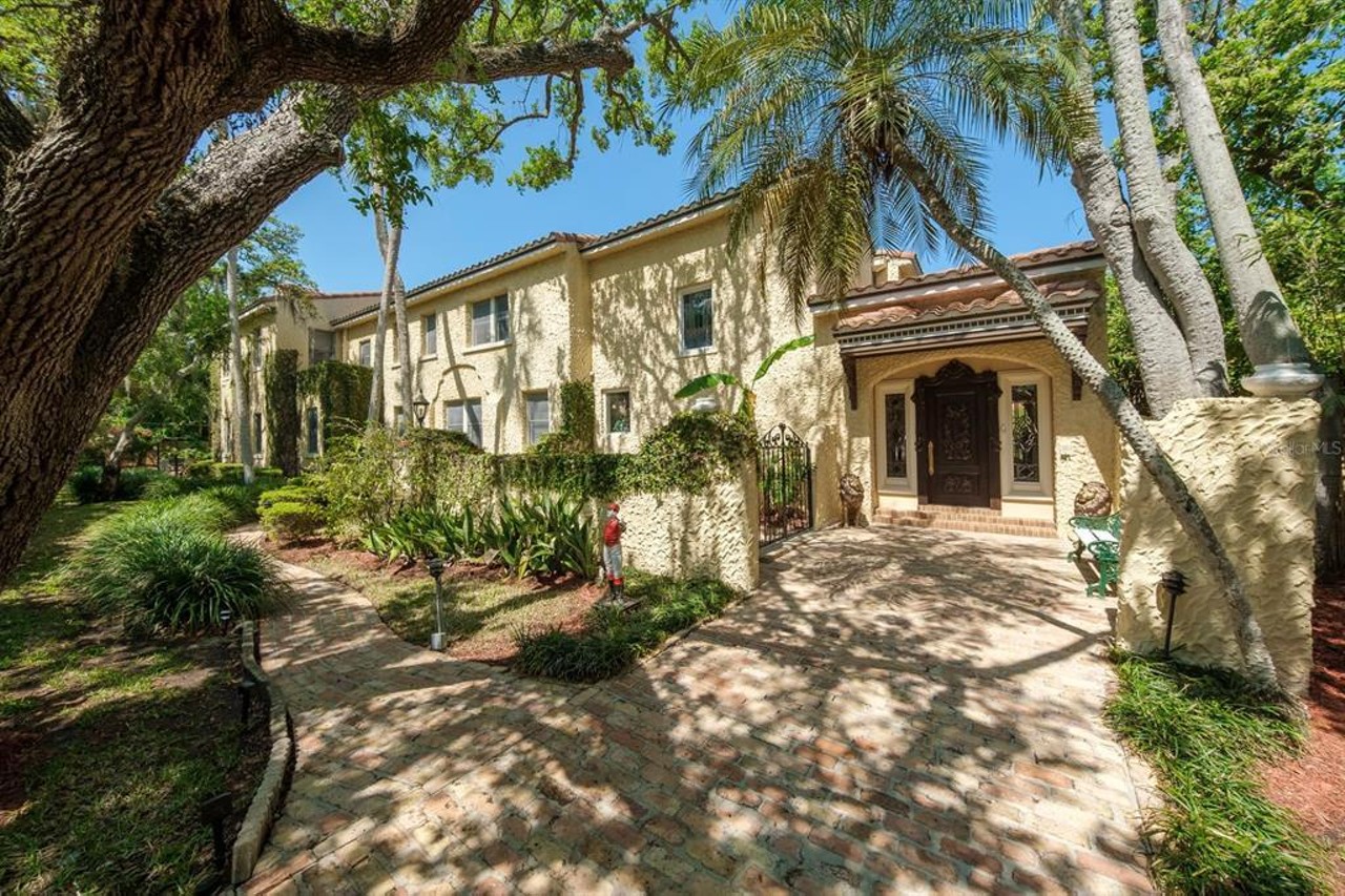 Historic Tampa home of Cuesta Cigar heiress is now for sale, and it comes with a three-story dive tower