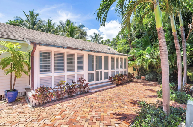 Jimmy Buffett's Florida bungalow hits the market for $7.25 million, and it comes with a music studio