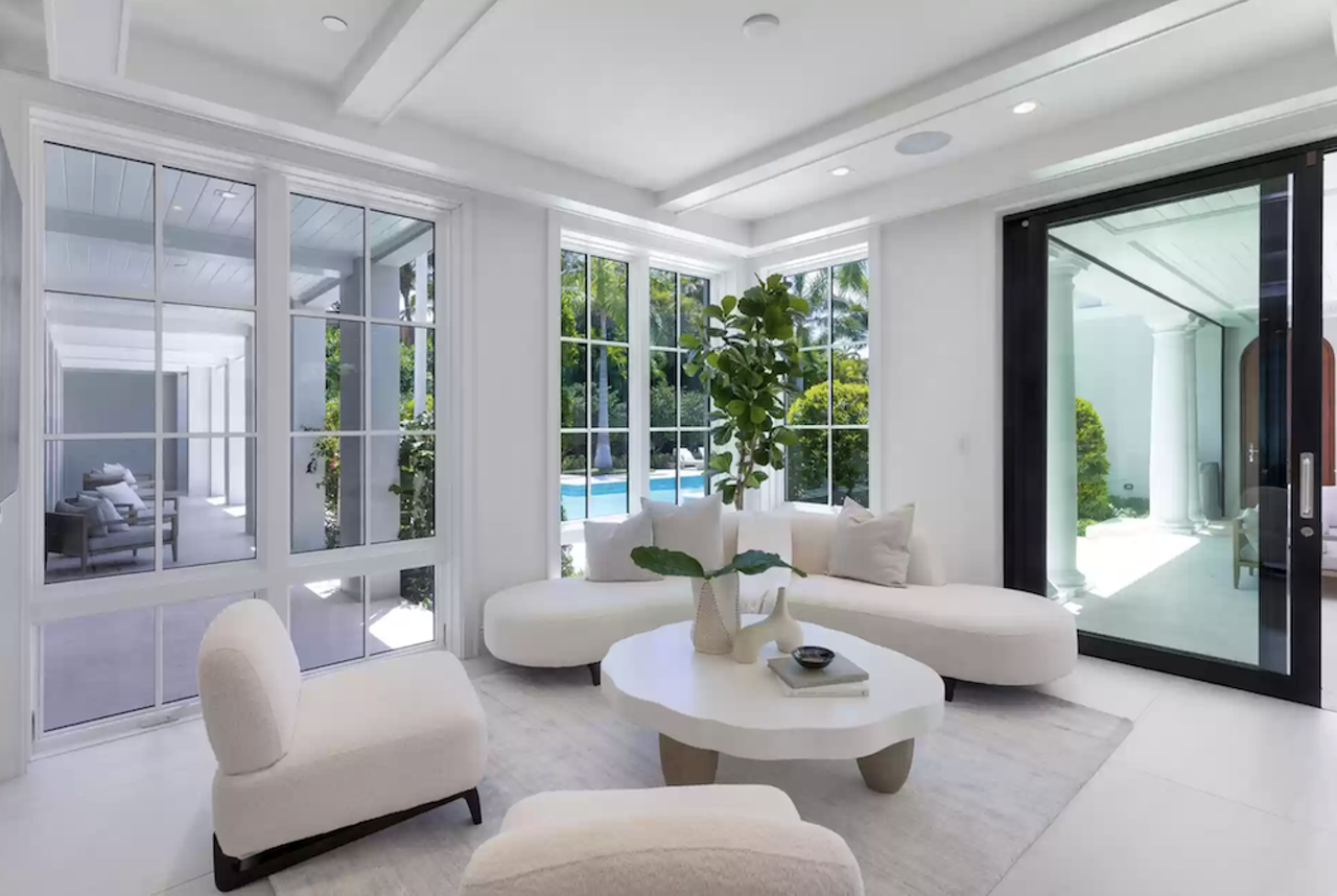 'Mall Cop' actor Kevin James is selling his Florida mansion