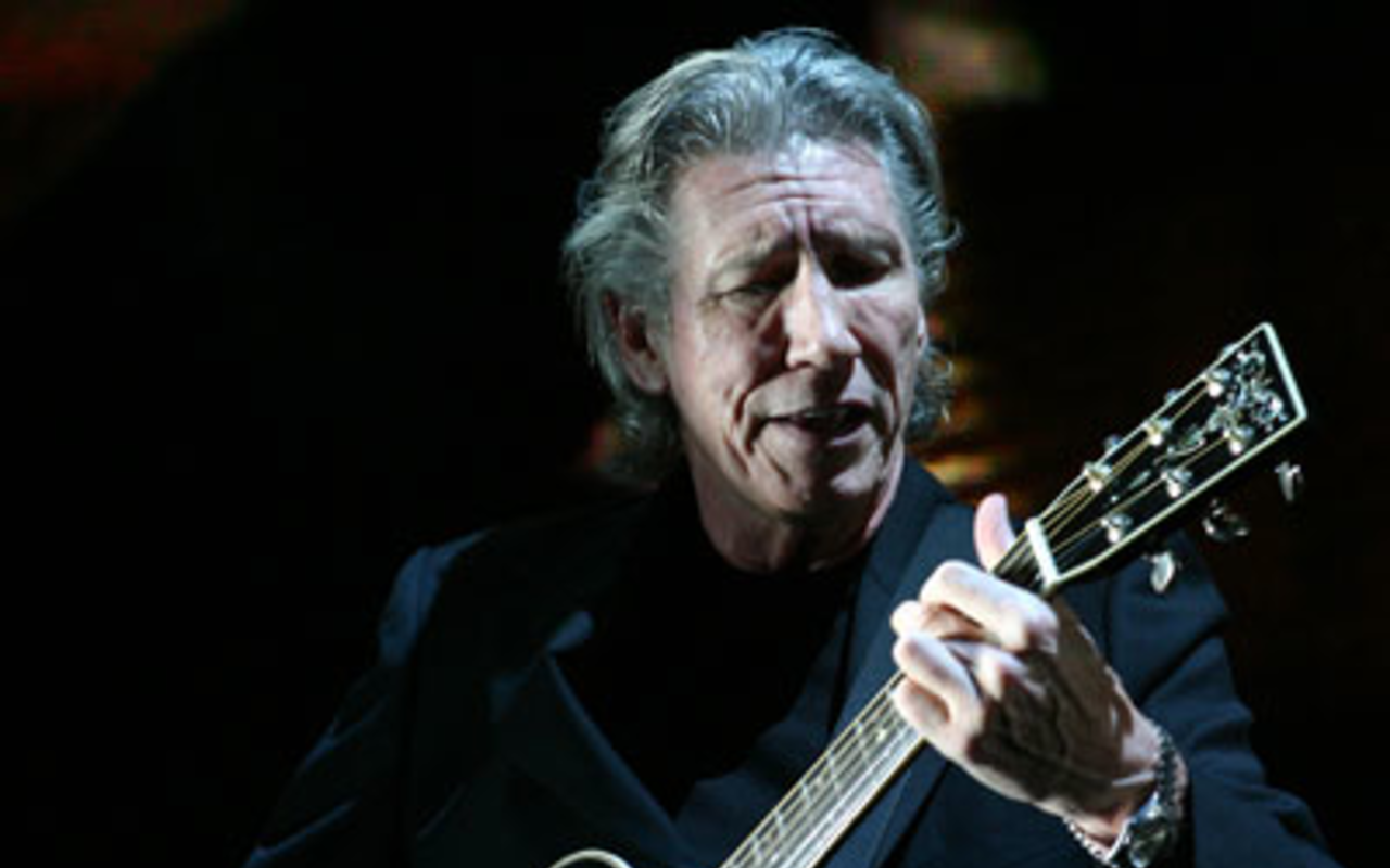 OVER TO THE DARK SIDE: Roger Waters and his band performed Pink Floyd's 1973 opus in its entirety.