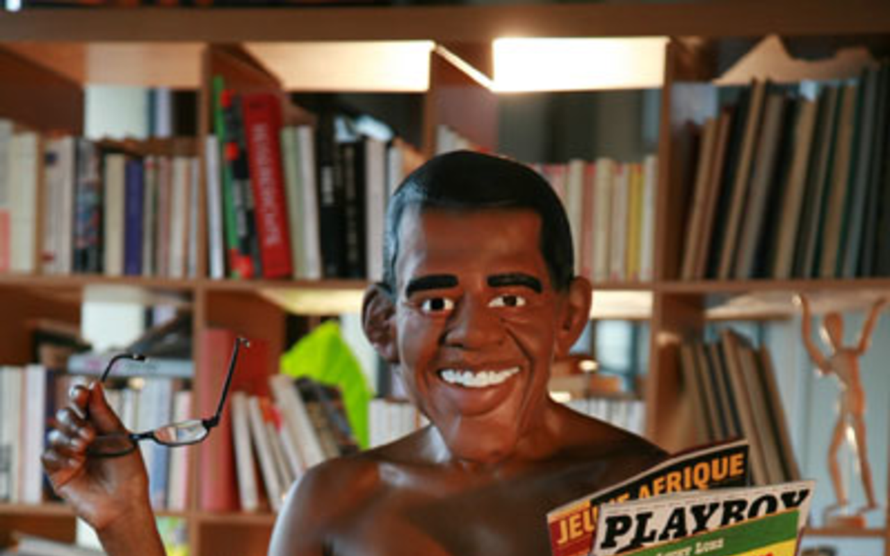 Obamania: naked women in Obama masks (photos NSFW)