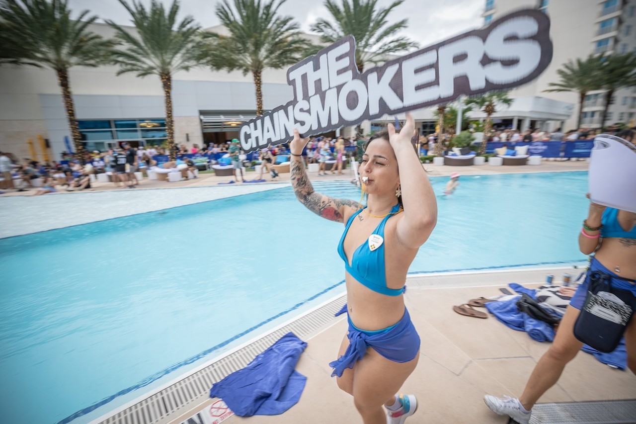 Photos: All the people who didn't let rain ruin The Chainsmokers' Tampa pool party