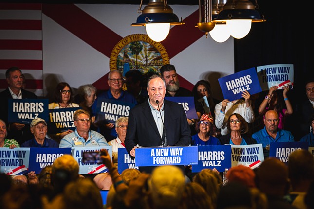 Photos: Kamala Harris' husband, Doug Emhoff, rallies Florida Democrats in The Villages