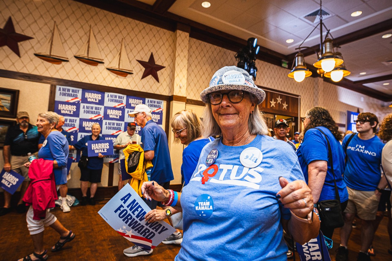 Photos: Kamala Harris' husband, Doug Emhoff, rallies Florida Democrats in The Villages