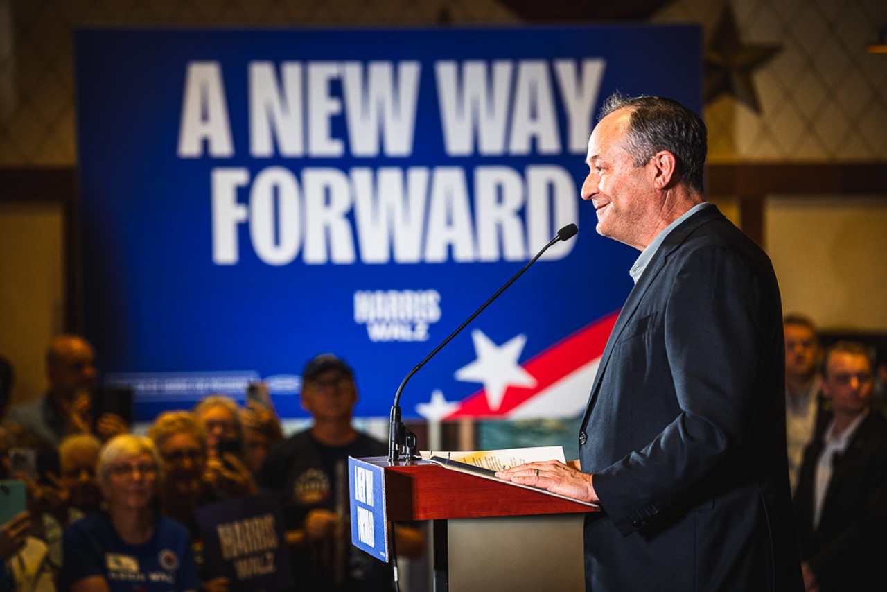 Photos: Kamala Harris' husband, Doug Emhoff, rallies Florida Democrats in The Villages