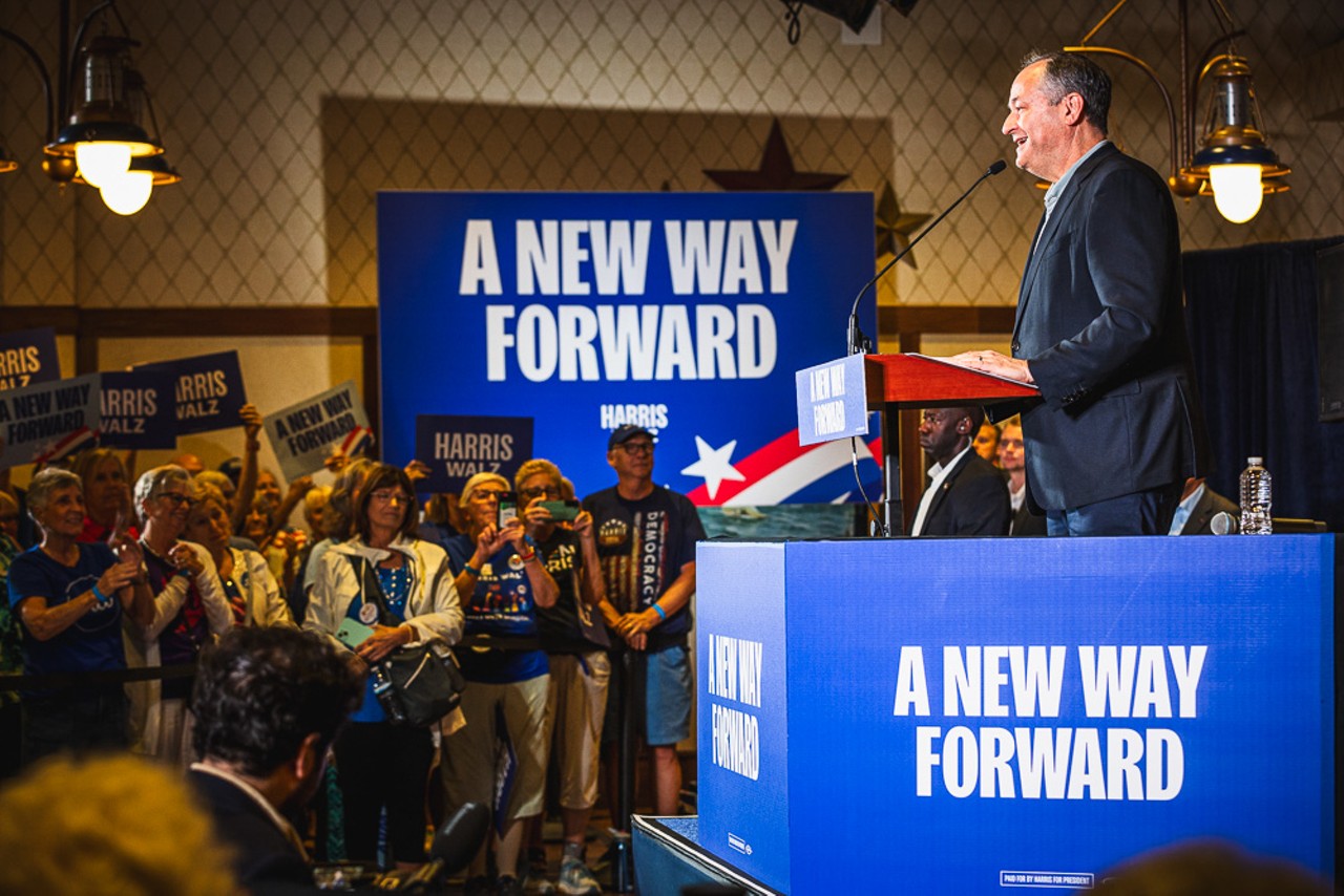 Photos: Kamala Harris' husband, Doug Emhoff, rallies Florida Democrats in The Villages