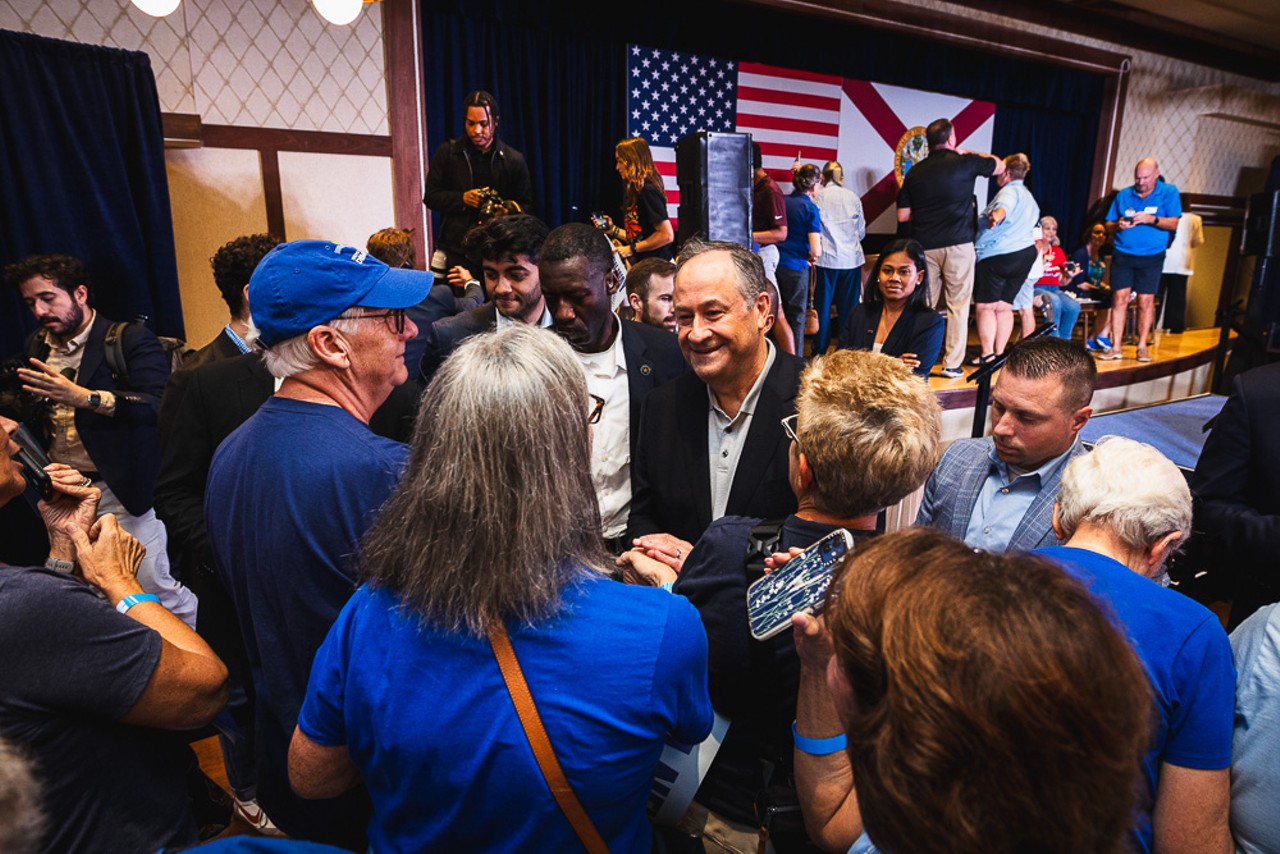 Photos: Kamala Harris' husband, Doug Emhoff, rallies Florida Democrats in The Villages