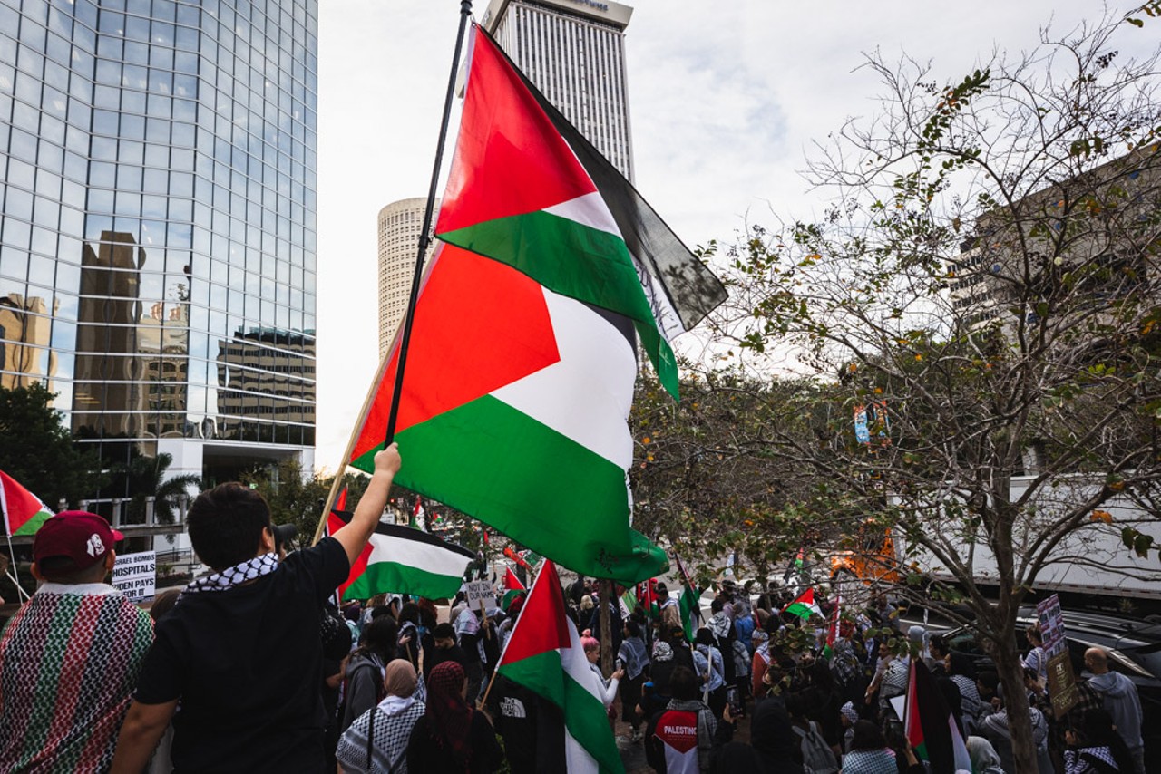 Photos: Pro-Palestine activists stop traffic in downtown Tampa as part ...