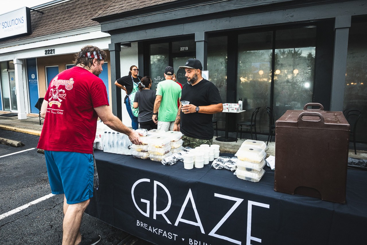 Photos: Tampa restaurants distribute free food to Hurricane Helene victims