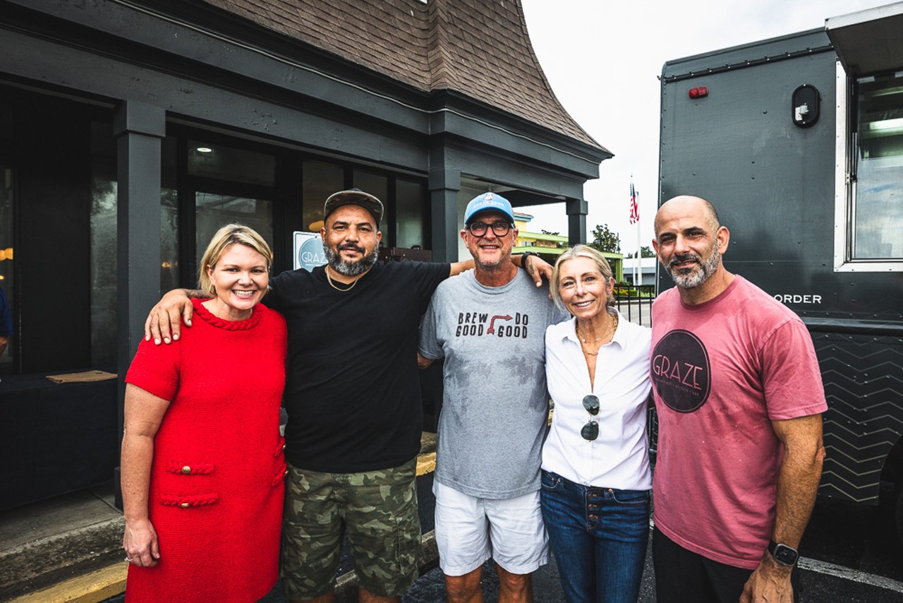 Photos: Tampa restaurants distribute free food to Hurricane Helene victims