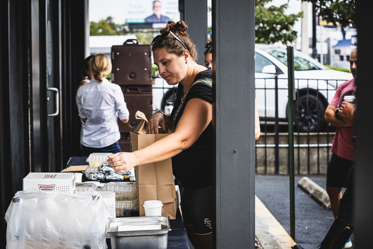 Photos: Tampa restaurants distribute free food to Hurricane Helene victims