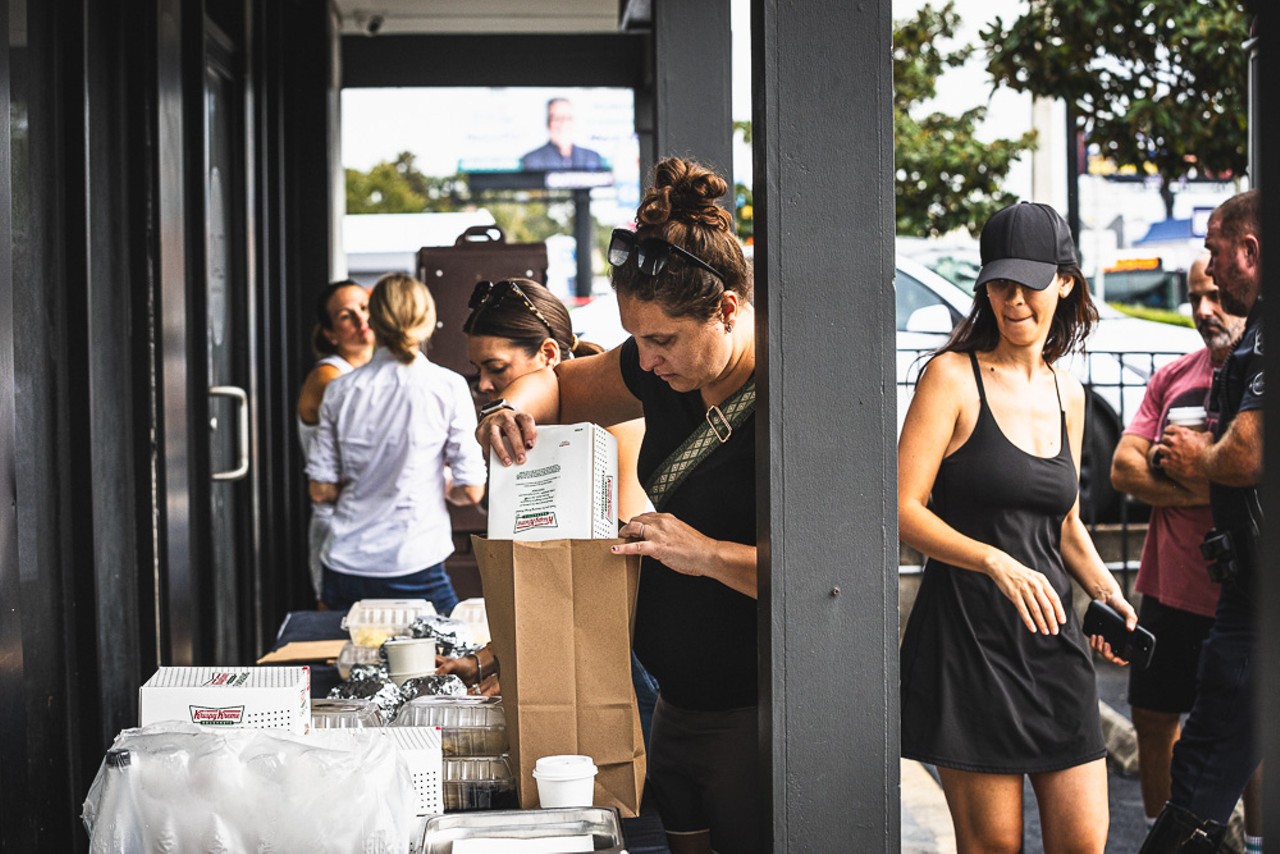 Photos: Tampa restaurants distribute free food to Hurricane Helene victims