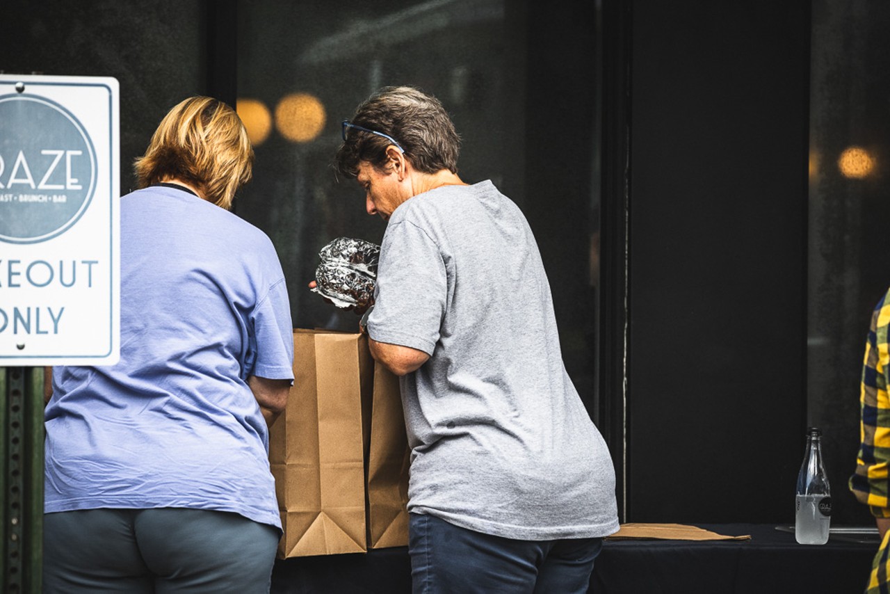 Photos: Tampa restaurants distribute free food to Hurricane Helene victims