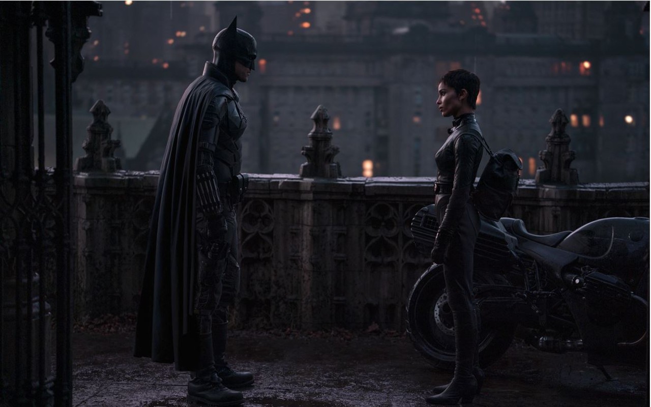 (L-R) Robert Pattinson and Zoë Kravitz breathe new life into the decades-old love story of Batman and Catwoman, aka Selena Kyle.