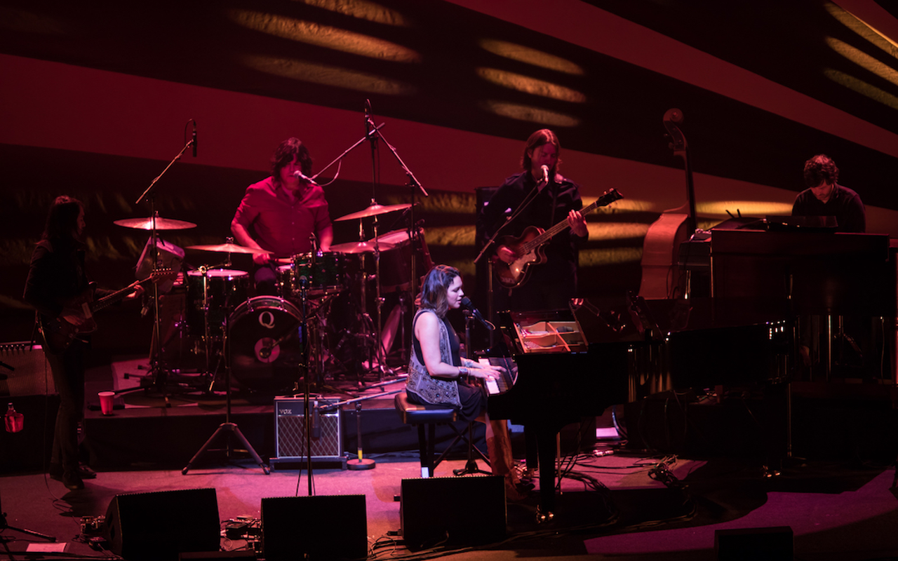 Norah Jones plays Ruth Eckerd Hall in Clearwater, Florida on March 7, 2017.