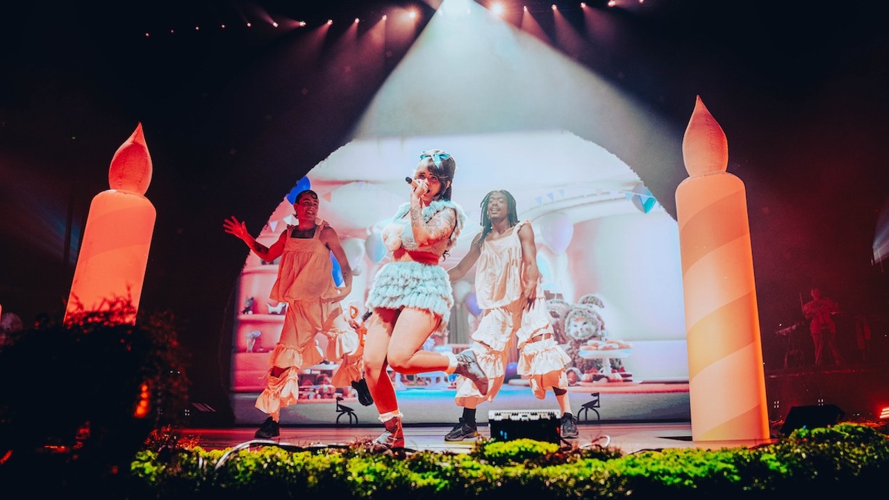 Review: In Tampa, Melanie Martinez’s mesmerizing ‘Trilogy Tour’ is a theatrical journey through her discography [PHOTOS]