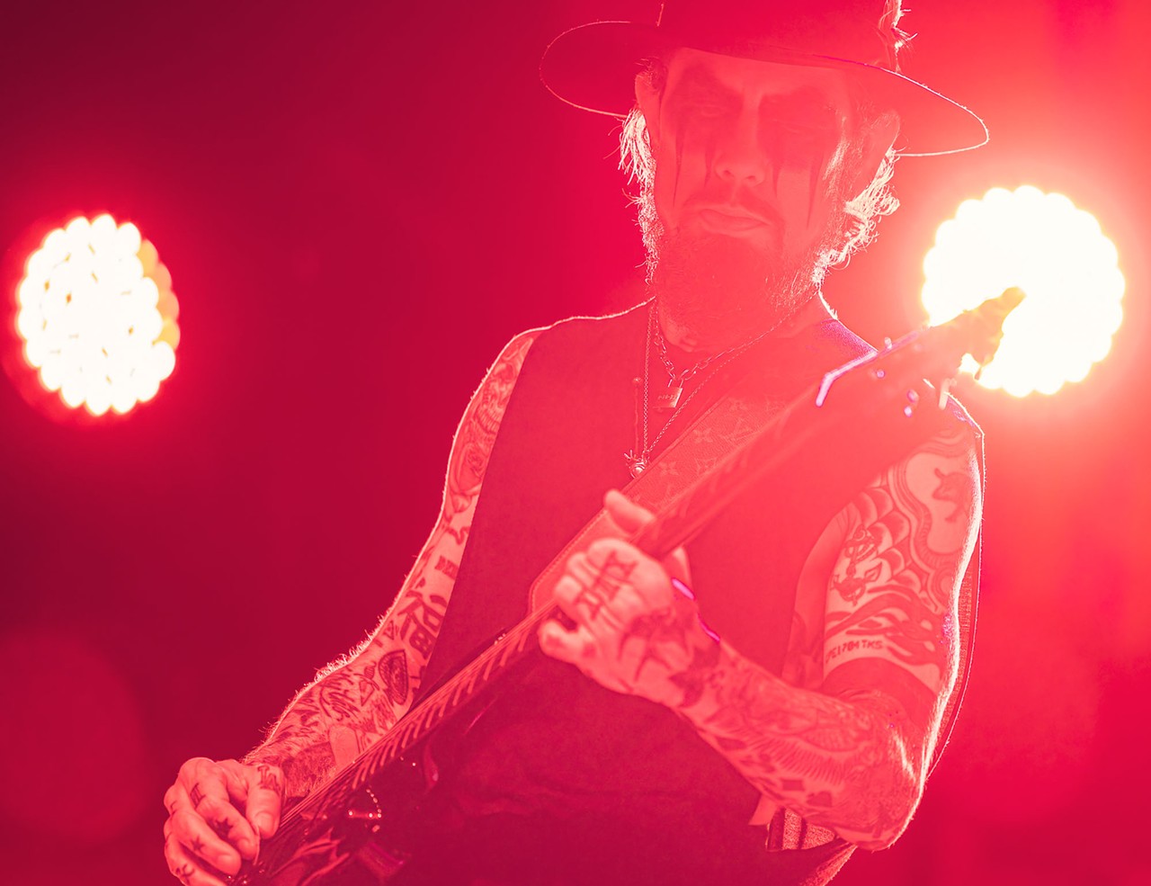 Review: In Tampa, Perry Farrell struggles, while the rest of Jane’s Addiction, Love and Rockets, shine [PHOTOS]