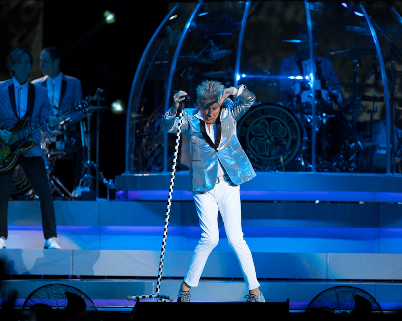 Rod Stewart plays Amalie Arena in Tampa, Florida on July 8, 2017.