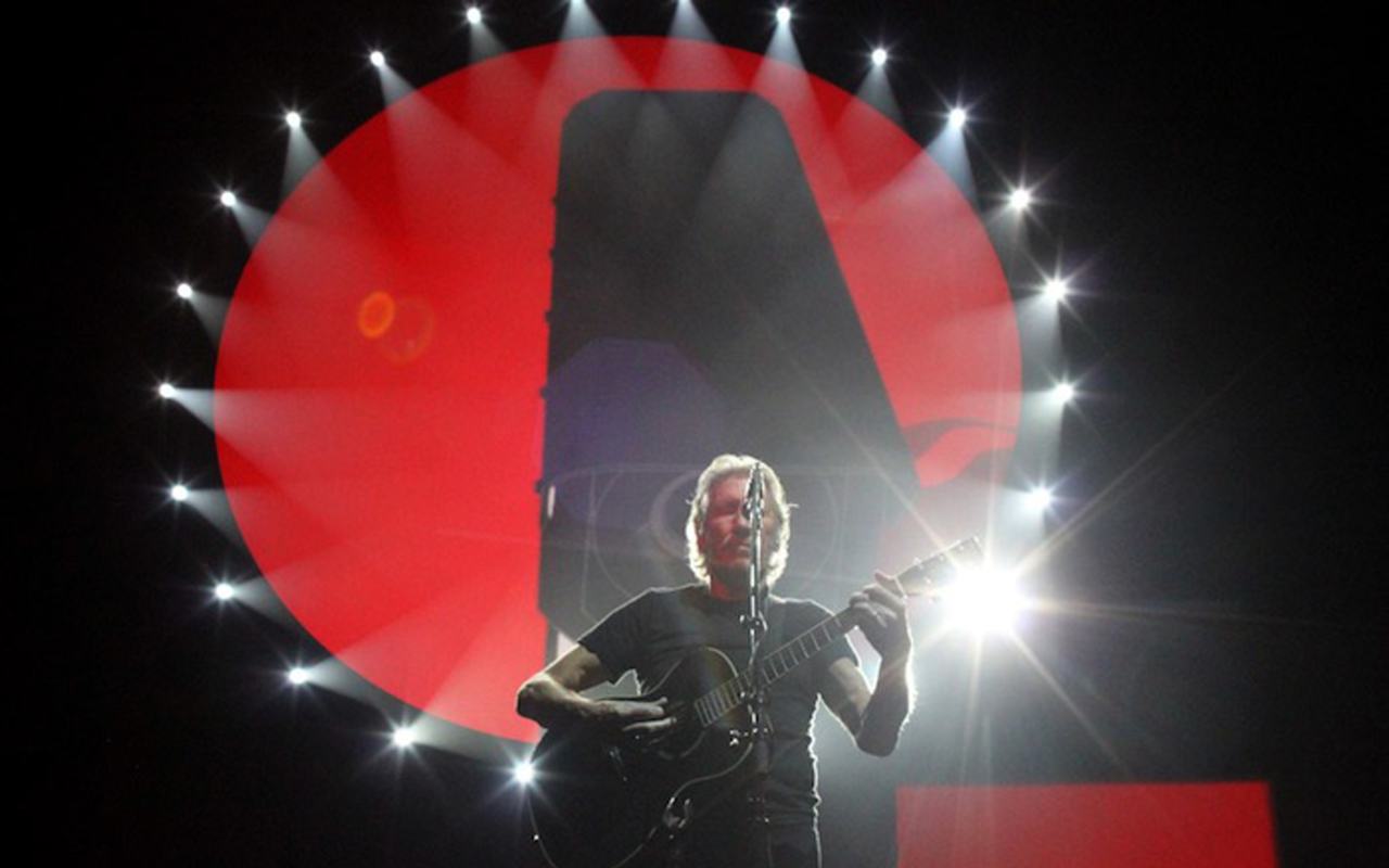 Roger Waters makes The Wall look easy.